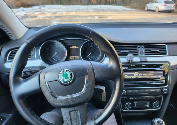 Skoda Superb cena 24900 przebieg: 249000, rok produkcji 2009 z Zawiercie małe 22